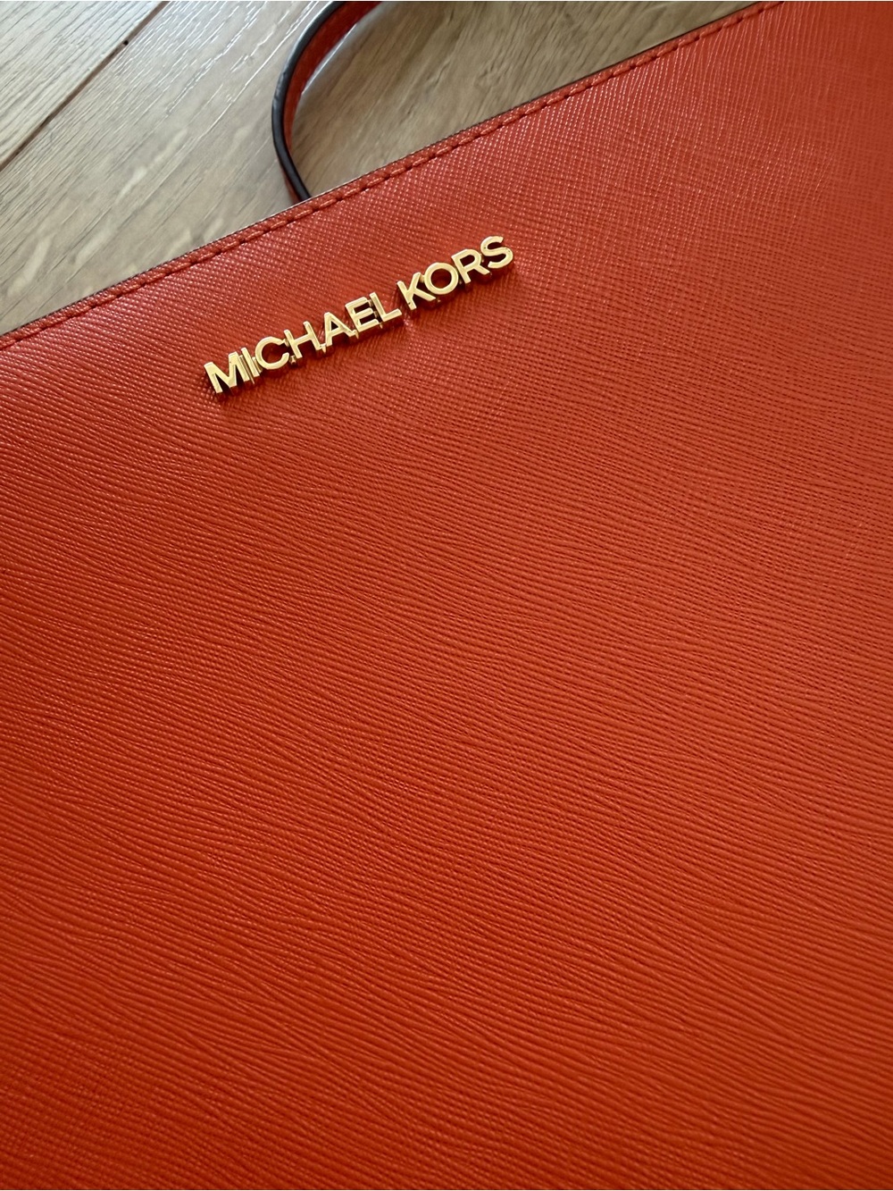 Michael Kors Genuine | Brand New| Saffiano Leather Cossbody bag | Coral Orange 🧡 - Picture 3 of 14